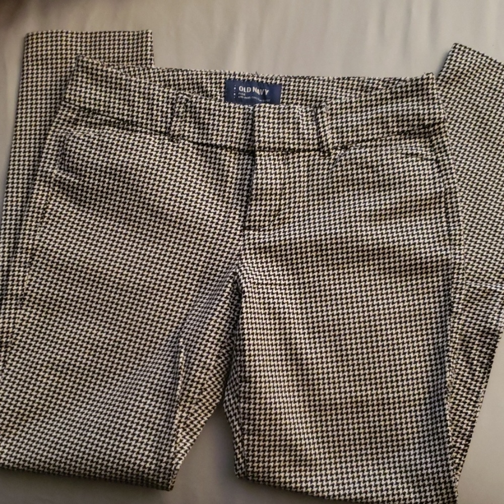 Black and white Gingham Old navy Pants